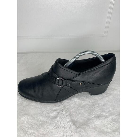 Clarks Womens Black Leather Slip-On Shoes With Buckle Detail Size 11M - Picture 7 of 8